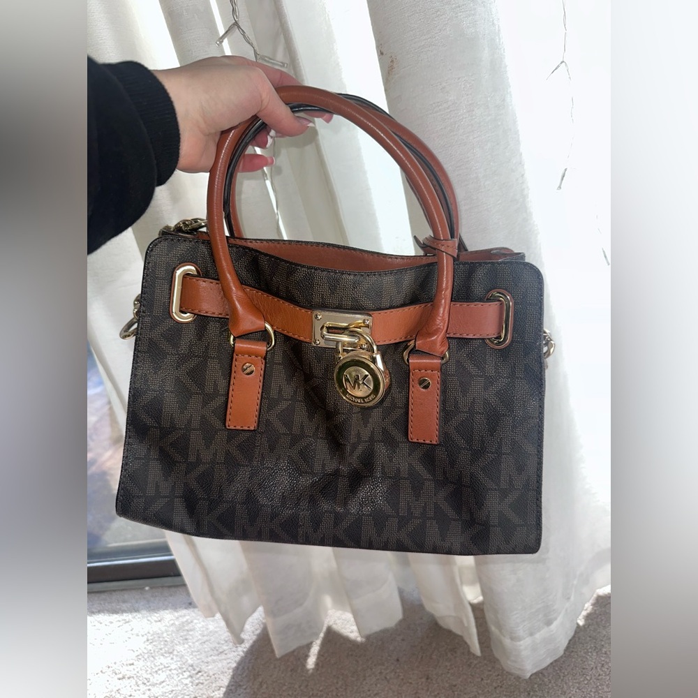 🩷 Michael Kors Brown and Tan Logo Satchel - Read Description